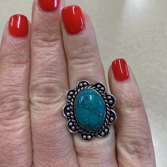 Turquoise Ring - Picture 2 of 8